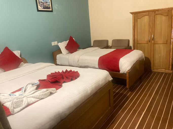 Others 5, Hotel Nightinagle, Gandaki