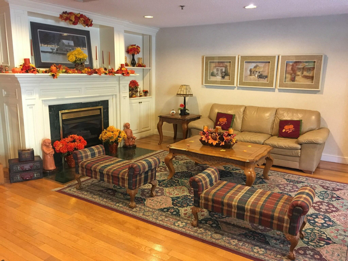 Public Area 3, Baymont by Wyndham Mount Vernon Renfro Valley, Rockcastle