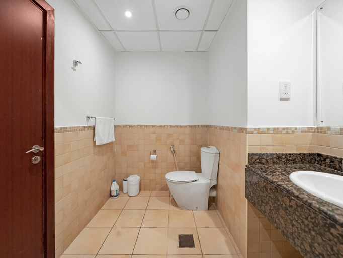 Bathroom 3, Seaside hostel, Marina view, RIMAL-6 , Dubai