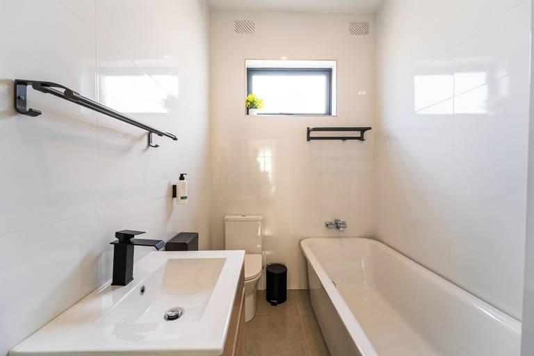 Bathroom, Sea Of Dreams, Hwange