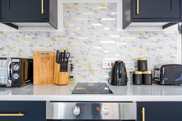 Others 4, Stylish Studio Retreat in Birmingham City Centre, Birmingham