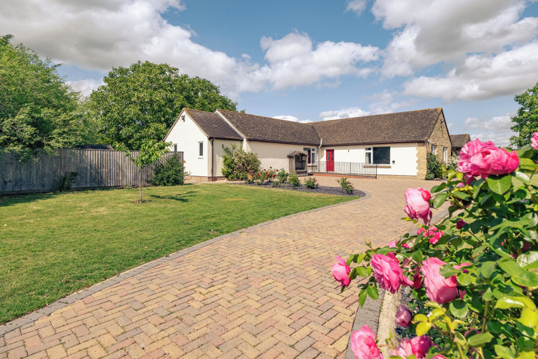Exterior & Views, Countryside Escape in Oxfordshire, Oxfordshire