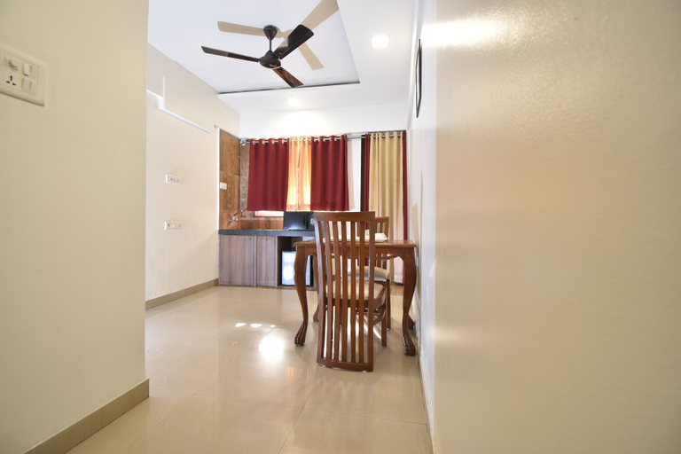 Others 4, Hotel Candor Amigo, Raigarh