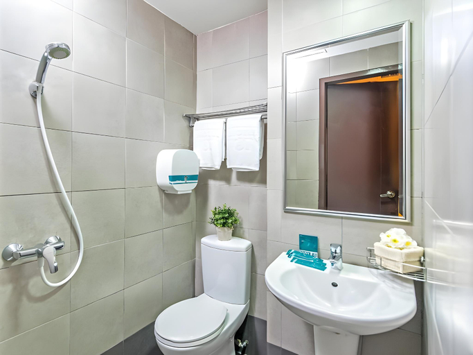 Bathroom 2