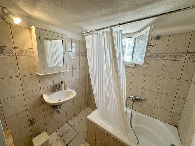 Bathroom 2, Nesa Paros, South Aegean