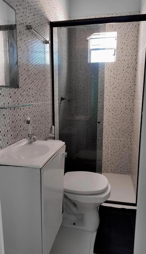 Bathroom, Dormitorio Brisa do Mar, São João de Pirabas
