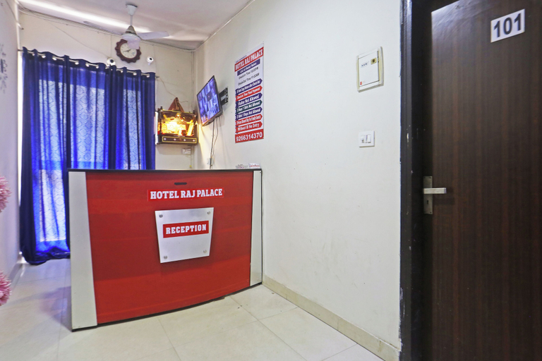 Others 5, Hotel Raj Palace, Delhi