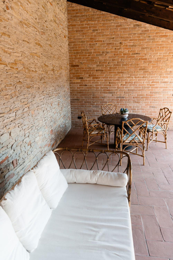 Others 3, Cadgal - Tenuta La Cova, Asti