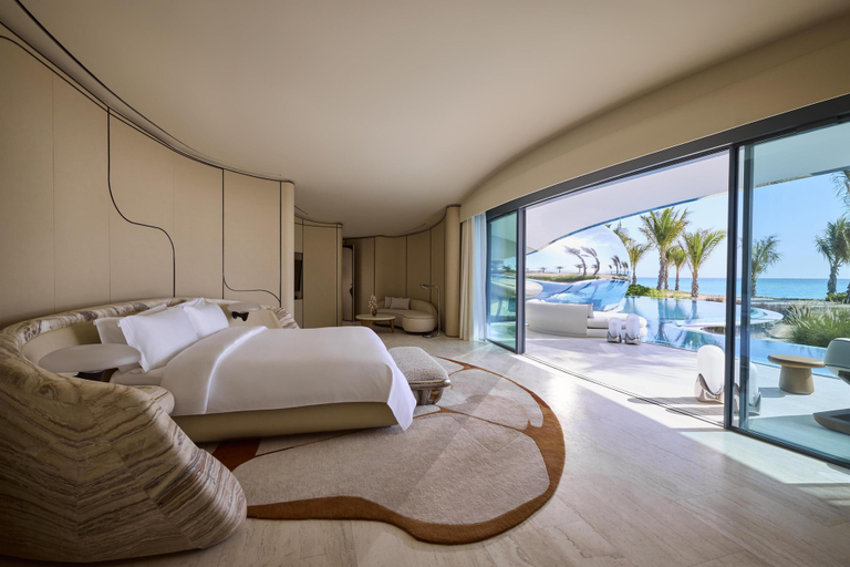 Bedroom 4, Shebara Resort, Umluj