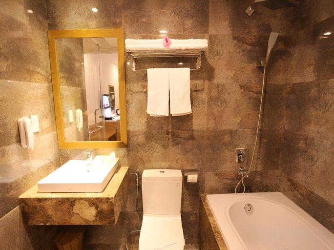 Bathroom 5, Terra Boutique Hotel, Da Nang