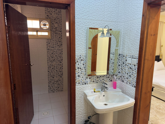 Bathroom 4, Nomas Palace Apparthotel Al Wadyan