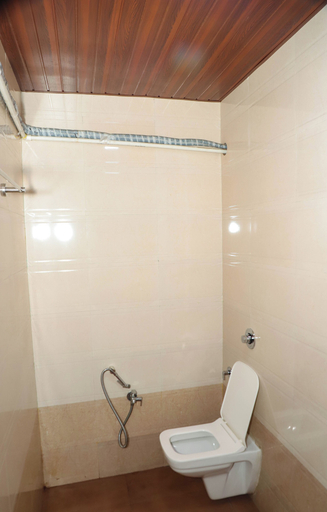 Bathroom 4, HOTEL RUBY, Thane