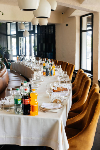Food & Drinks 3, Готель Скіфія, Pustomytivs'kyi