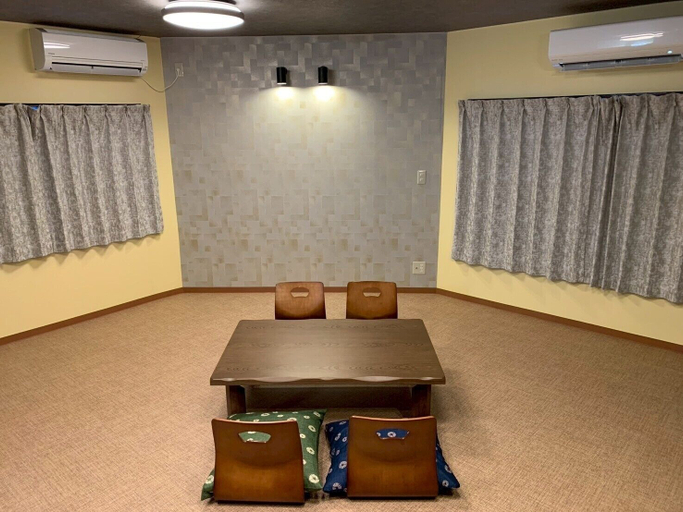 Meeting Room 17