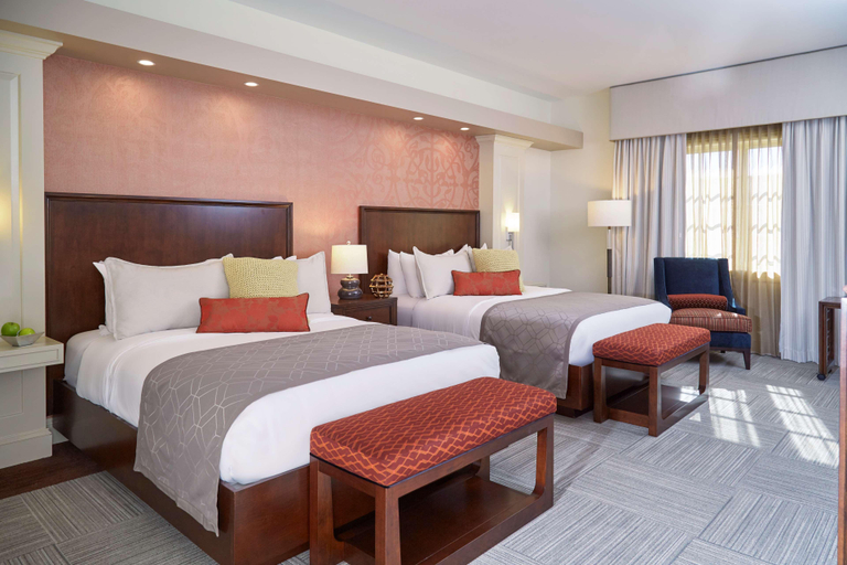 Bedroom 3, Rizzo Center, a Destination by Hyatt Hotel, Durham