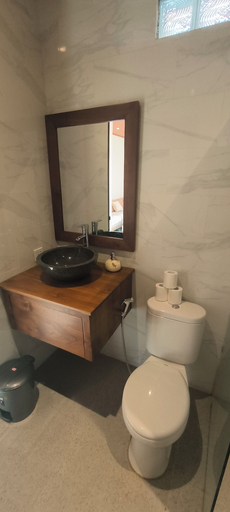 Bathroom 4