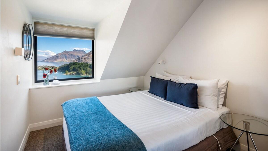 Bedroom 2, Villa Tuke |Free Parking |Fire Place|BBQ, Queenstown-Lakes