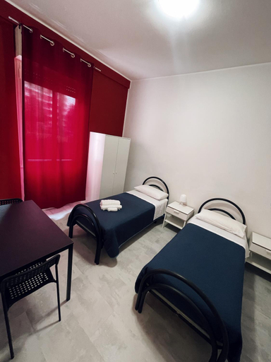 Others 5, Casa Vacanza San Donato, Milano