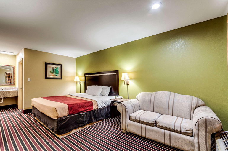 Bedroom 3, Econo Lodge Lake Charles, Calcasieu