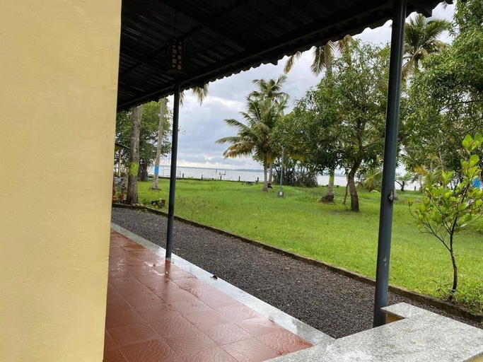 Others 5, Lake Vechoor Villas, Kottayam