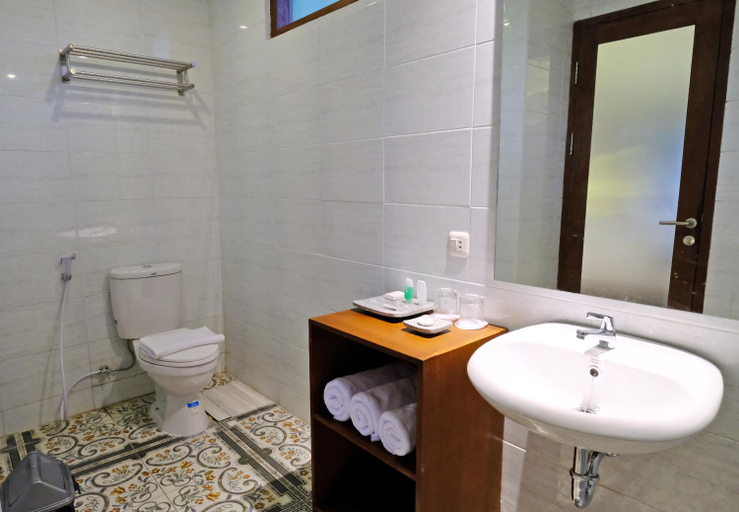 Bathroom 2
