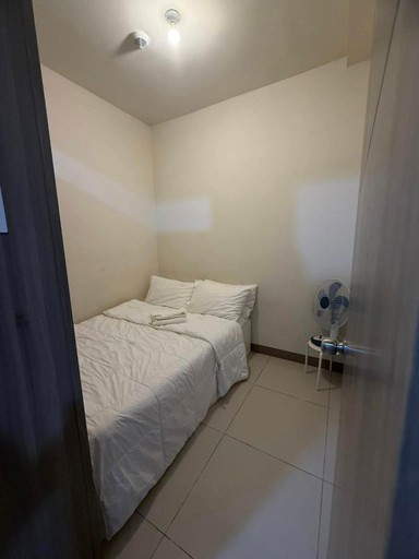 Bedroom 3, The Happy Place, Pasay City