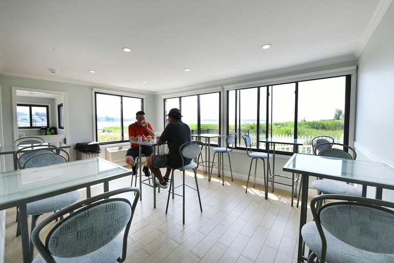 Others 4, Bayview Resort, Suffolk