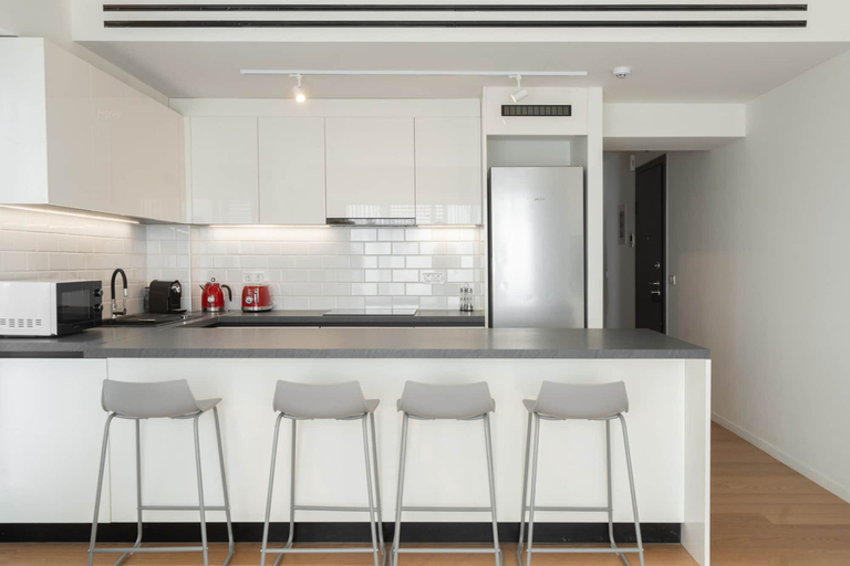 Room 2, LIV Athinum 1 - Luxury Apartment 5A, Attica