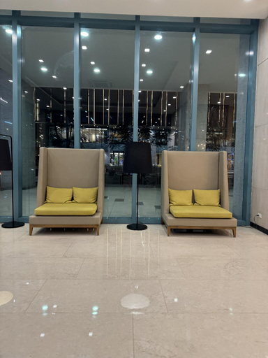 Public Area 4, Cozi Chic Uptown Getaway BGC, Taguig