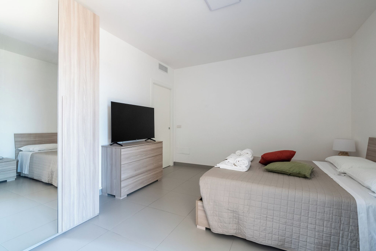 Bedroom 4, White Coast Relax & Stay, Bari