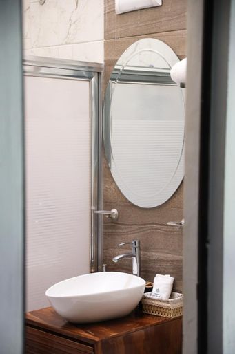 Bathroom, Hacienda Mi Soledad, Balancán