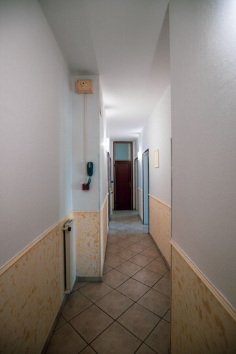 Others 2, Hotel New Burlamacco, Lucca