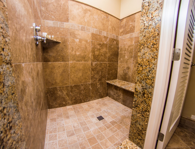Bathroom 5, Carter Estate Winery and Resort, Riverside
