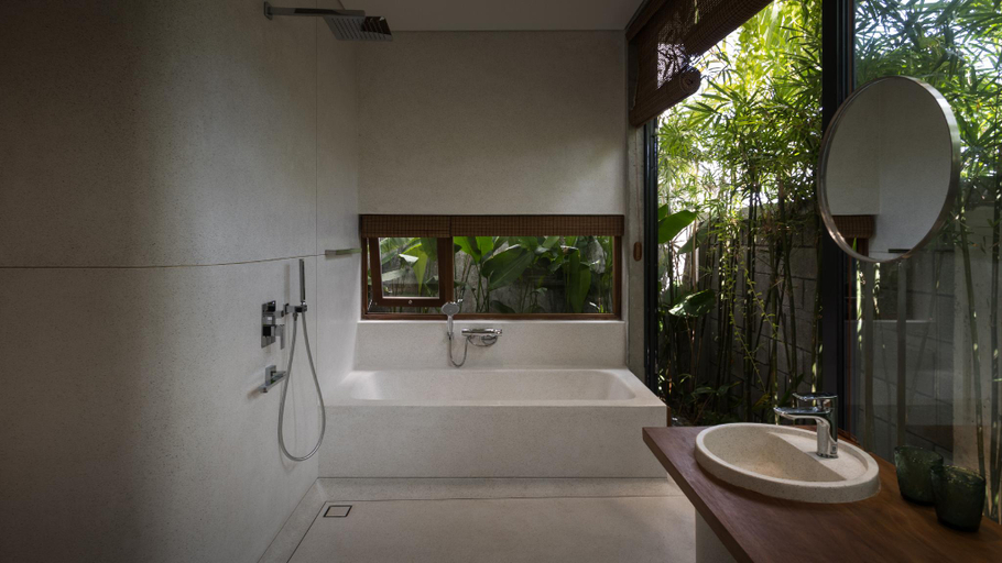 Bathtub, Private Nongnia Beach Villas, Da Nang