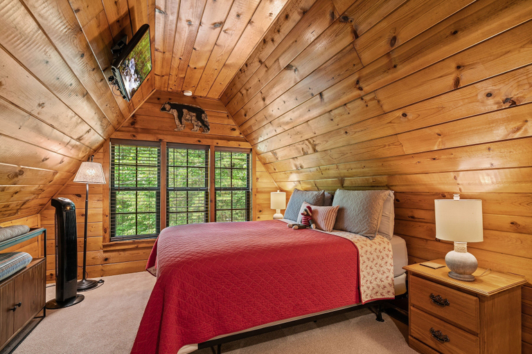 Others 3, Mountain Laurel - 1 Bedrooms, 1 Baths, Sleeps 4 Cabin by RedAwning, Cocke