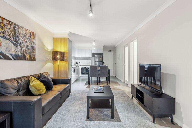 Others 3, Yaran Suites, Rockingham