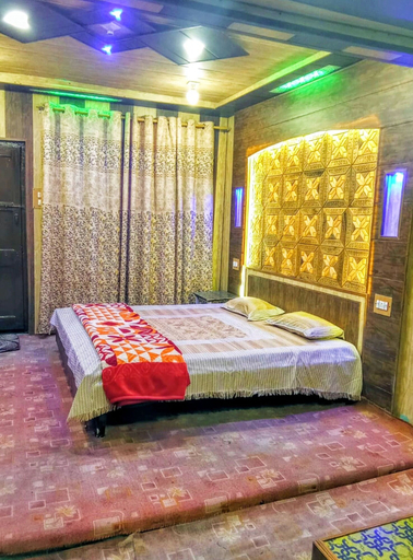 Bedroom, Hotel New Green View1 Srinagar, Srinagar