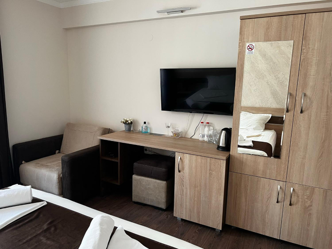 Bedroom 3, Hotel Central, Karlovo