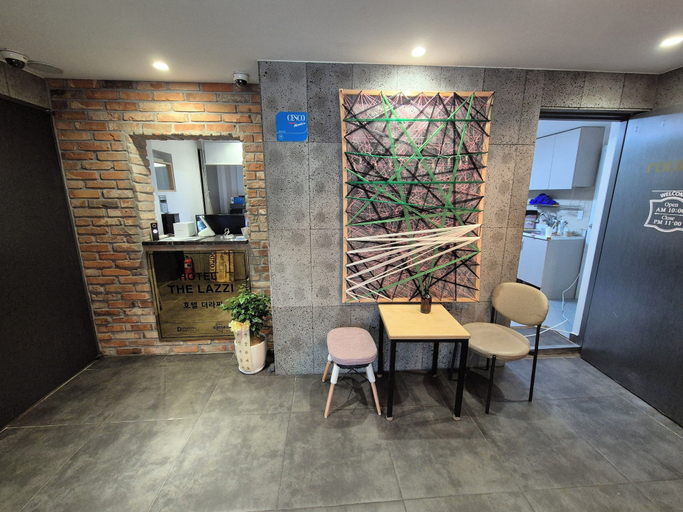 Others 4, hotel lazzi, Geumjeong