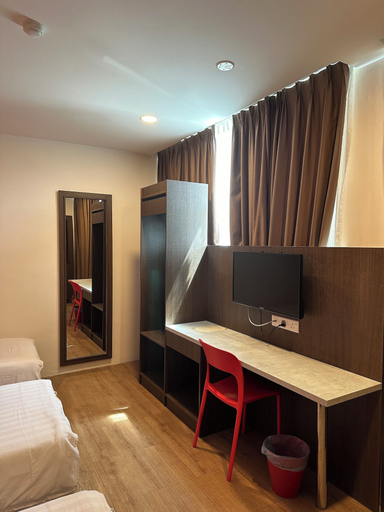 Bedroom 24
