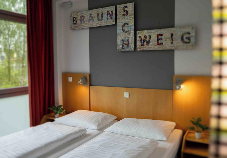 Bedroom 3, Plaza Inn Braunschweig City Nord, Braunschweig