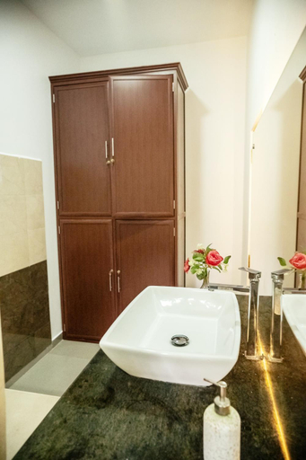 Others 3, The Elegance, Kalutara