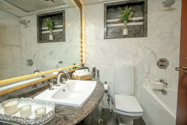 Bathroom 3, Sokon Residence Nile View at Hilton, Giza