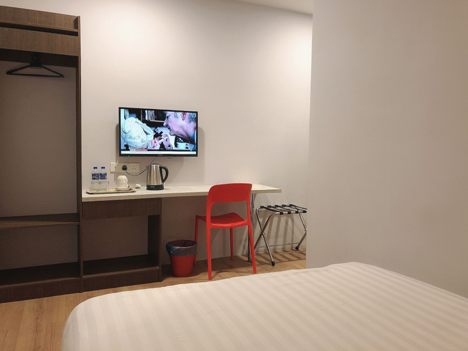 Bedroom 5