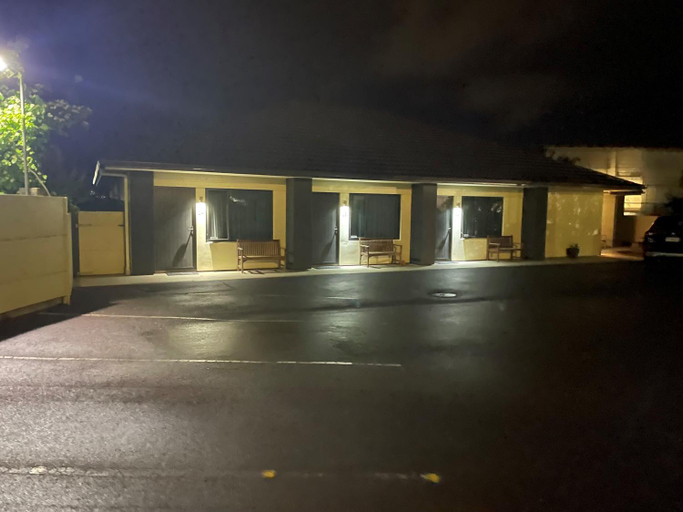 Others 4, Kauri Court Motel & Apartments, Palmerston North