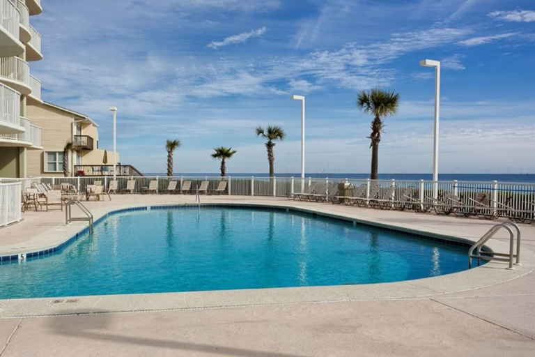 Sport & Beauty 1, Tradewinds 603, Baldwin