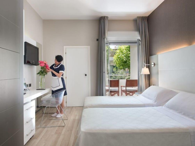 Bedroom 2, Hotel Maddalena, Rimini