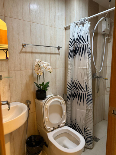 Bathroom 4, ZEN Rooms 8 Adriatico Manila, Manila City