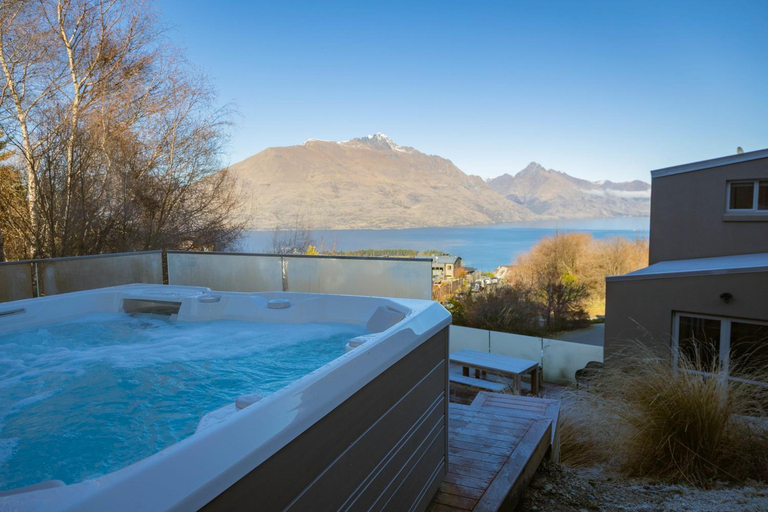 Others 5, Opuke House |Free Parking |Lake views |BBQ, Queenstown-Lakes
