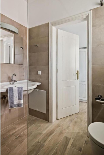 Bathroom 4, CHC Sound of the Sea, South Aegean